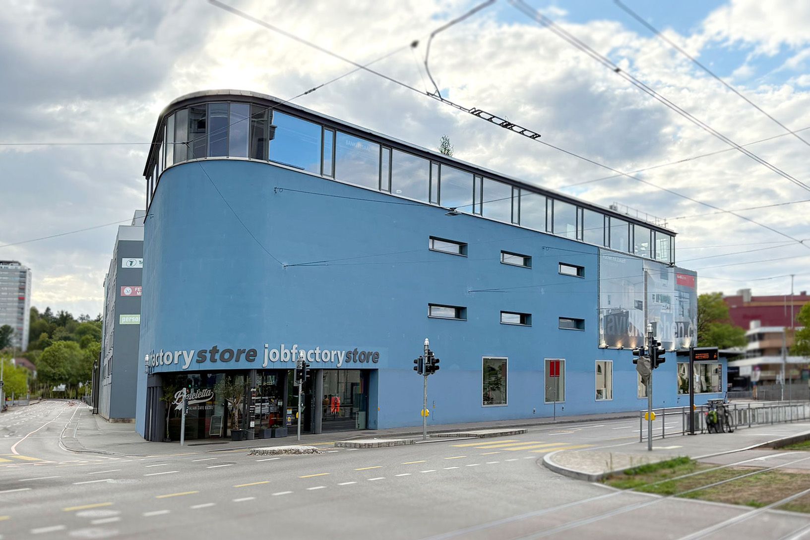blaues_hause.jpg